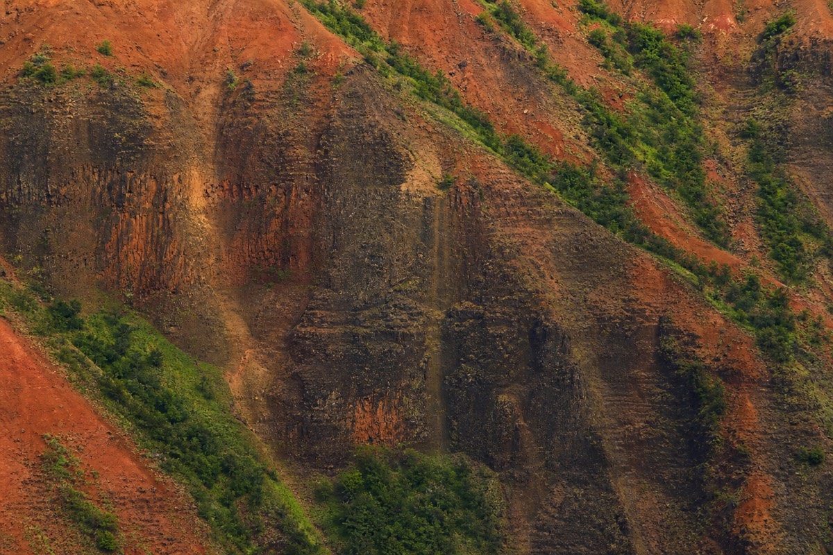 Illustrative Kauai landscape; not an operator photograph.